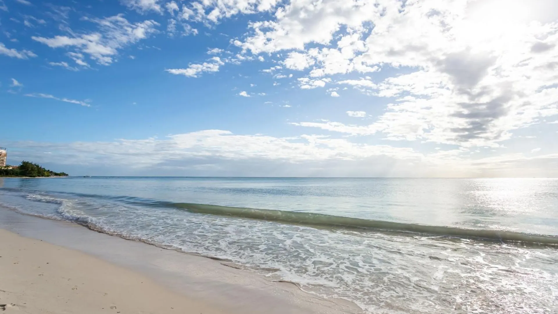 New !! Casa Miramar Ocean View 325 S Apts Плая-дель-Кармен